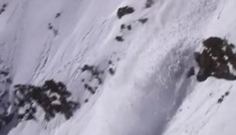 Así se provoca una avalancha de nieve