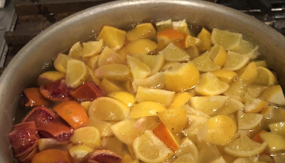 Proceso de preparación de las frutas de Aragón.