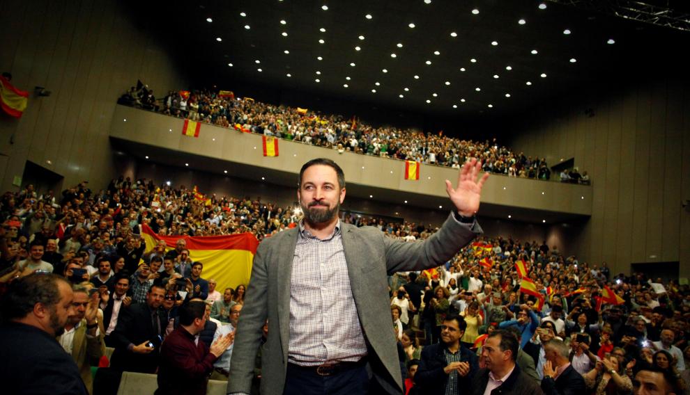 El líder de Vox, Santiago Abascal, durante un mitin en La Coruña.