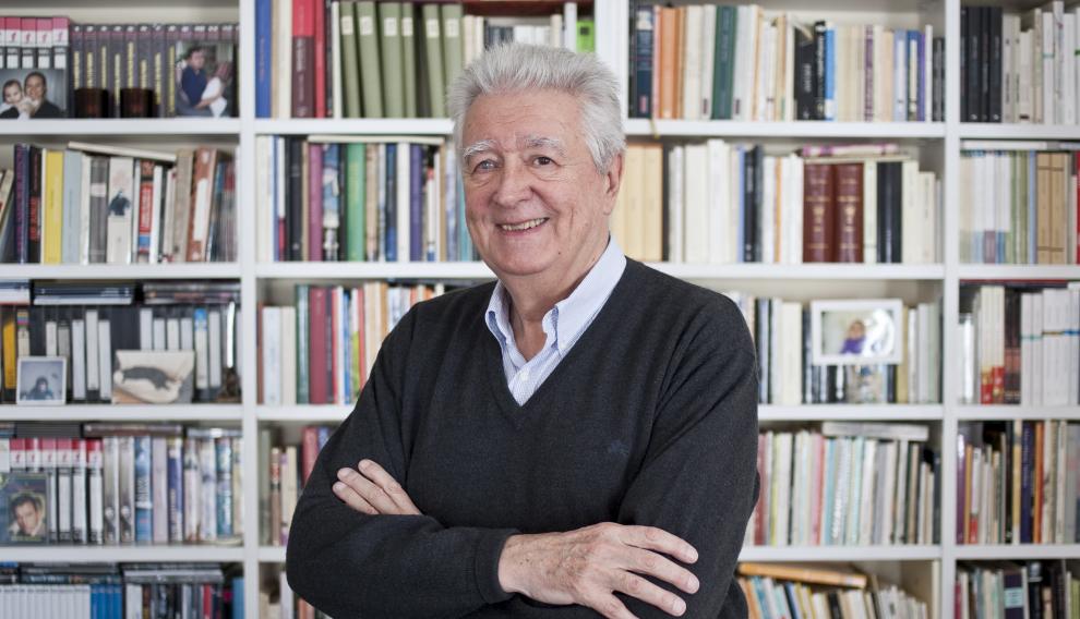 FRANCISCO URIZ ( PREMIO NACIONAL DE TRADUCCION ) / 10/12/2012 / FOTO : OLIVER DUCH