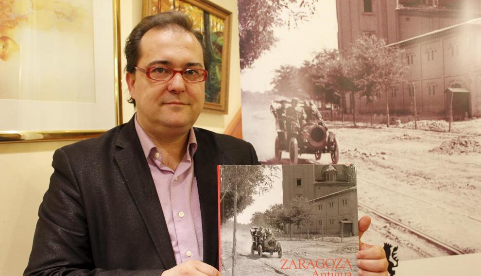 nuevo libro Salvador Trallero /foto Patricia Puertolas/