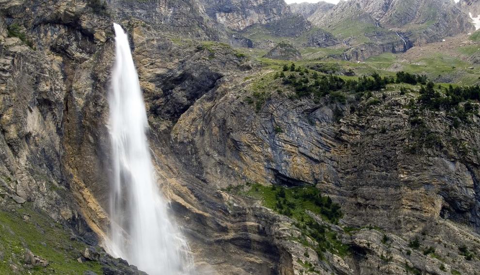 Cascada del Cinca o Churro de Marmorés, en el Parque Nacional de Ordesa y Monte Perdido.