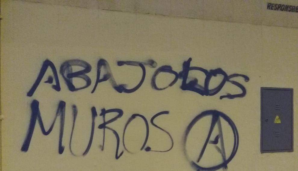 Pintadas en la zona del Rollo