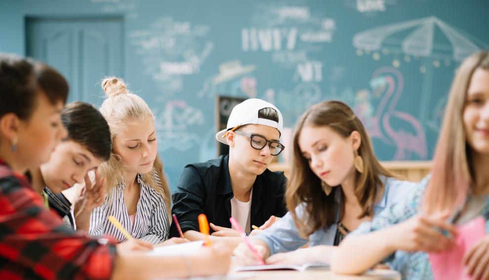 En España, al contrario que en Alemania, por ejemplo, la educación sexual no forma parte del currículo escolar