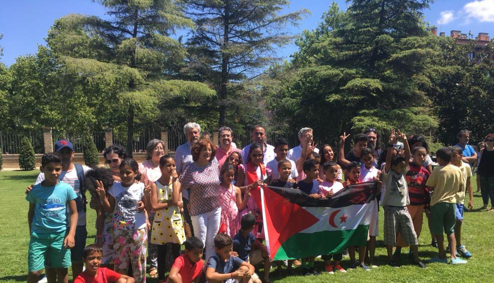 Una jornada de convivencia con otras familias de acogida y niños saharauis en Aragón.