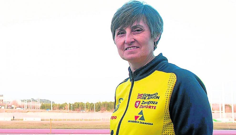 Esther Lahoz posa en las pistas de CAD.