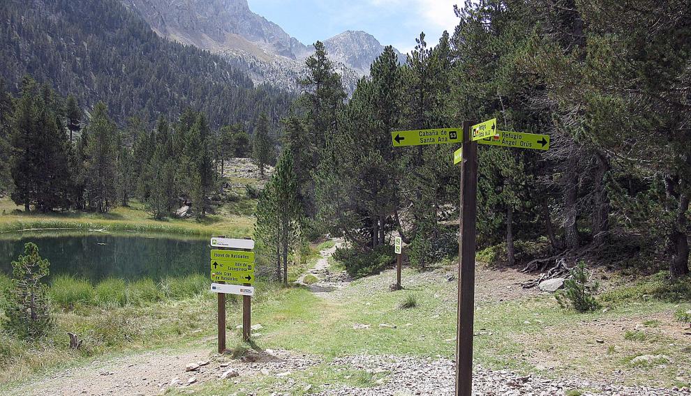 Cruce de caminos junto al ibonet de Batisielles.