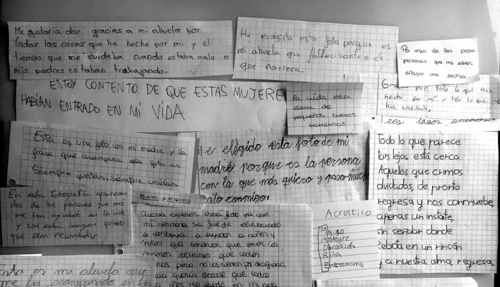 Cada imagen se acompañaba de un poema o una reflexión de los alumnos