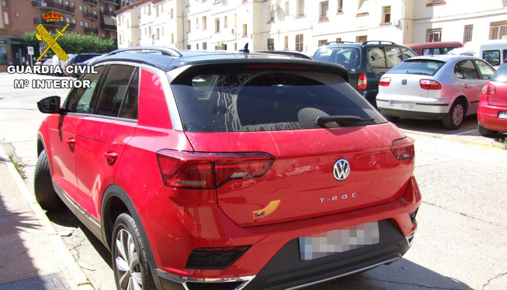 El Volkswagen rojo modelo T Roc utilizado en el alunizaje.