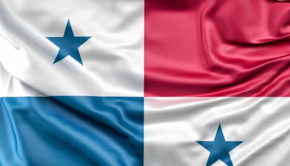 Esta es la posición en la que debía estar colocada la bandera de Panamá.
