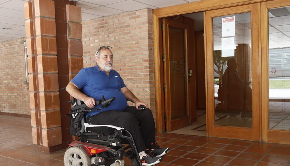 Jesús Luis Domínguez, afectado por un ascensor averiado en Vía Hispanidad