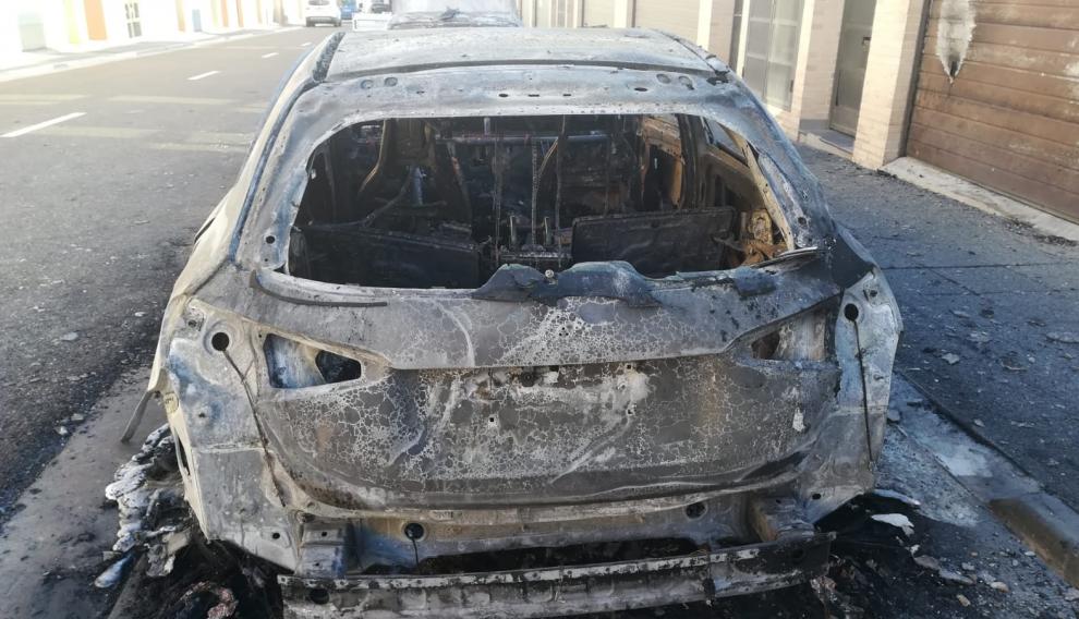 Los hechos han tenido lugar en la calle Alemania de la población zaragoza sobre las 4 de la madrugada.
