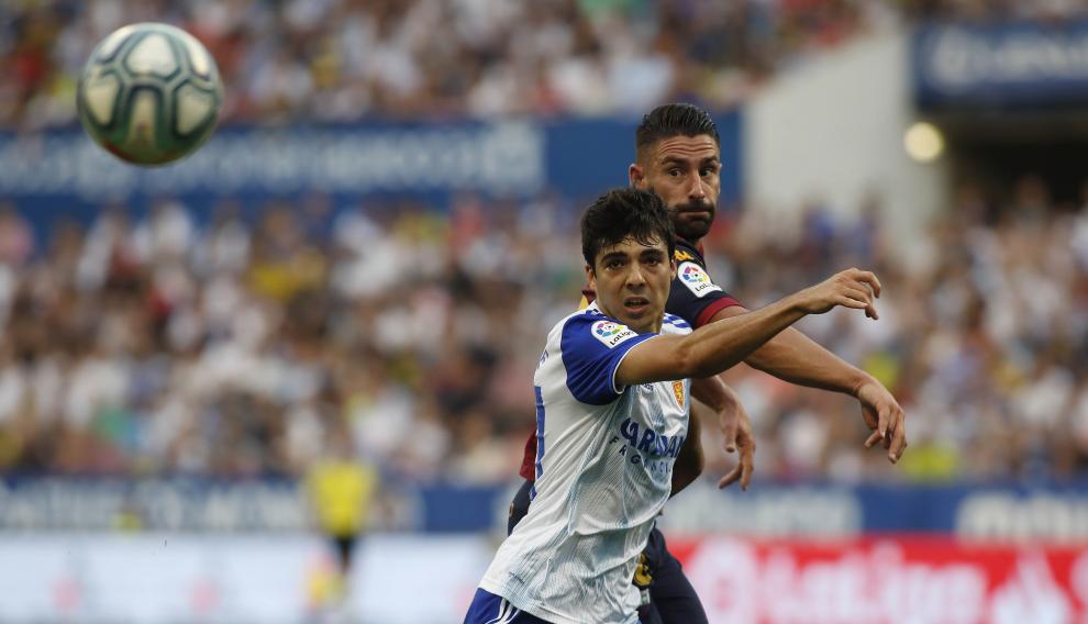 Partido entre el Real Zaragoza y el Extremadura