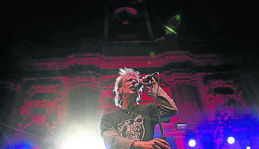 Kabezabolo, en la plaza del Justicia