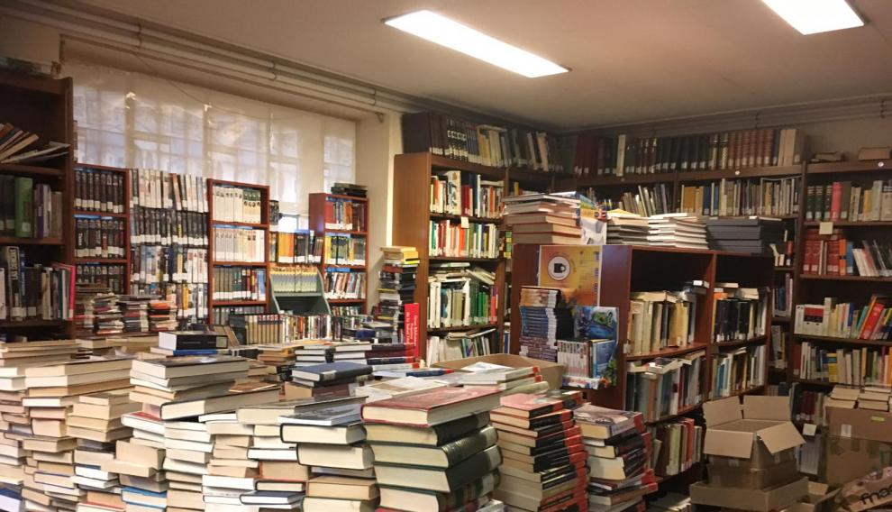 Estado que presentaba la biblioteca vieja de Pina de Ebro.
