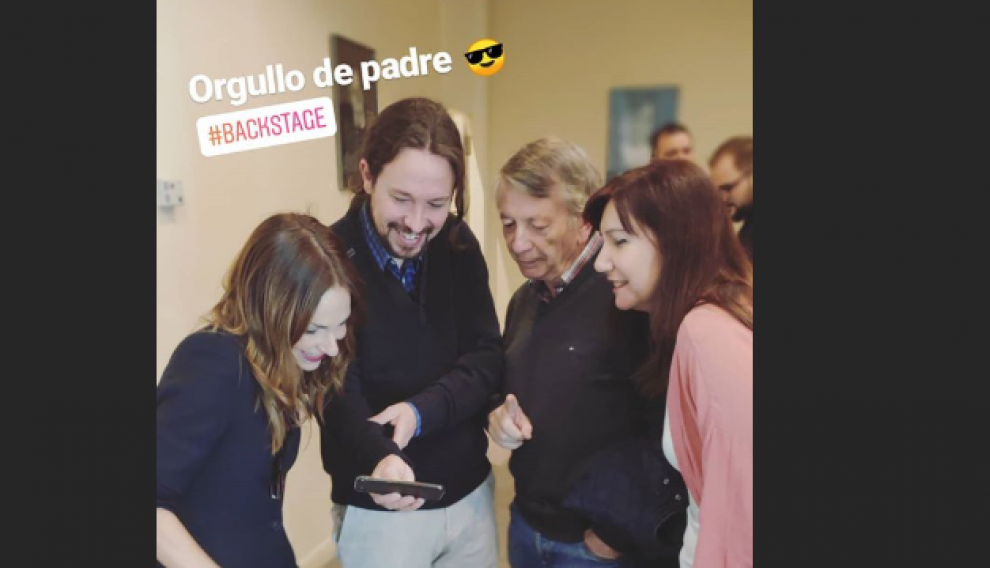 Pablo Iglesias presume de hijos con Paula Ortiz en Zaragoza