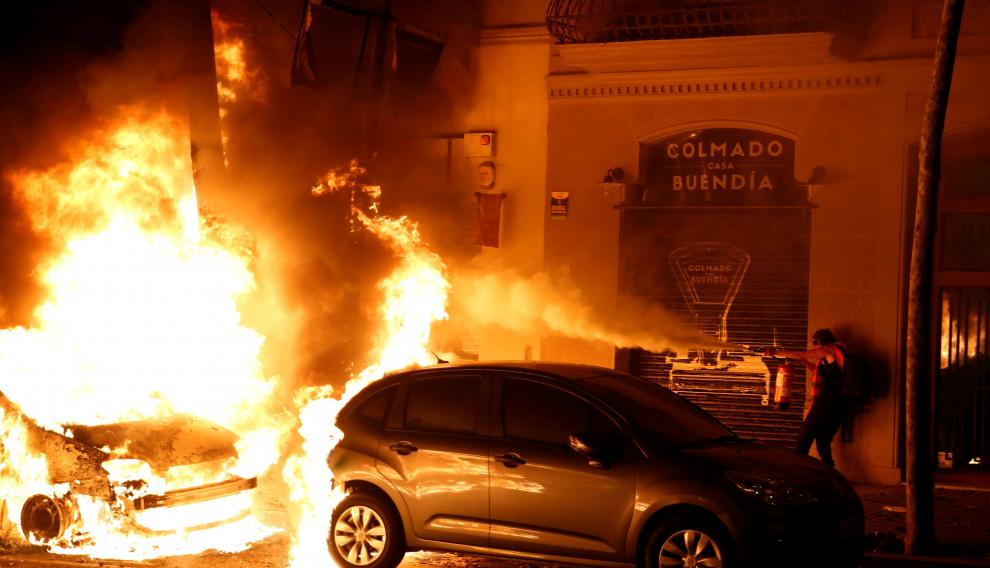 Tercera noche de incidentes en Barcelona