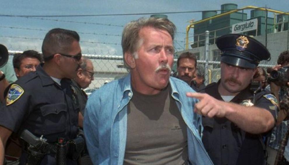 Martin Sheen defendió a los recogedores de fresas.