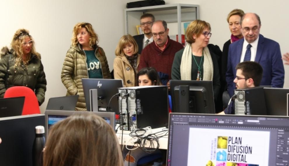 Visita de Javier Lambán y Marta Gascón a las escuelas taller de Alagón y Pedrola.