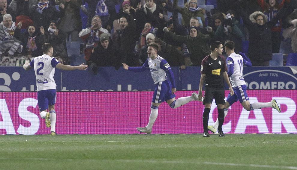 Partido Real Zaragoza-Sporting de Gijón en La Romareda
