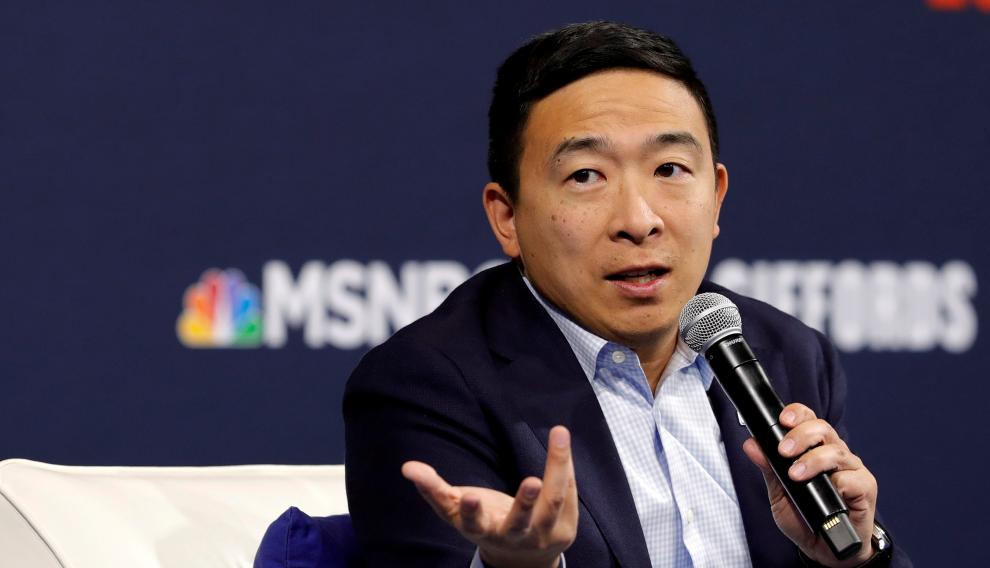 El empresario Andrew Yang se ha dado de baja en la carrera a la Casa Blanca