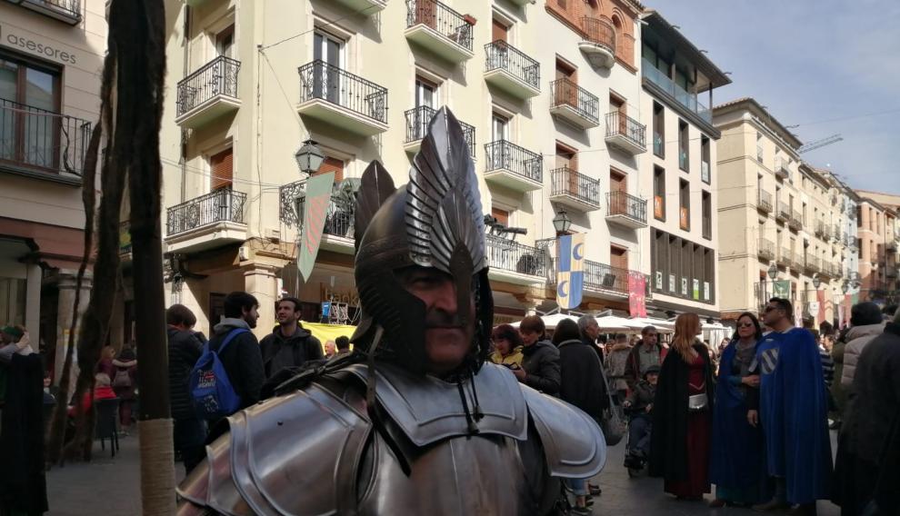 Hay quien se lo curra mucho para asistir al enlace en Teruel