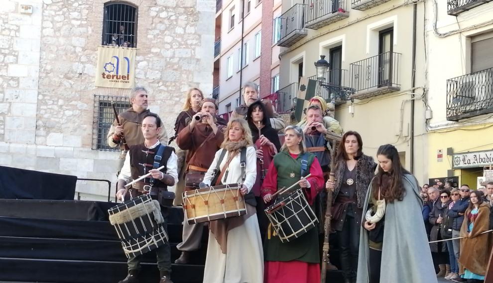 Las músicas alegres han dado paso a melodías tristes