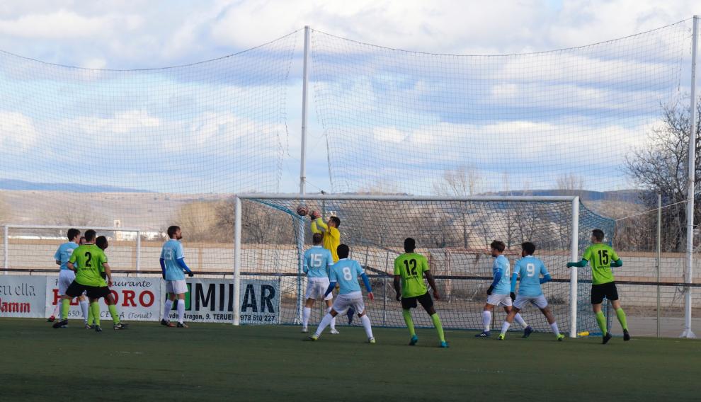 Fútbol. Regional Preferente- Cella vs. Andorra.