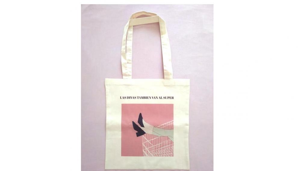 Una 'tote bag' de Pezones Revueltos.