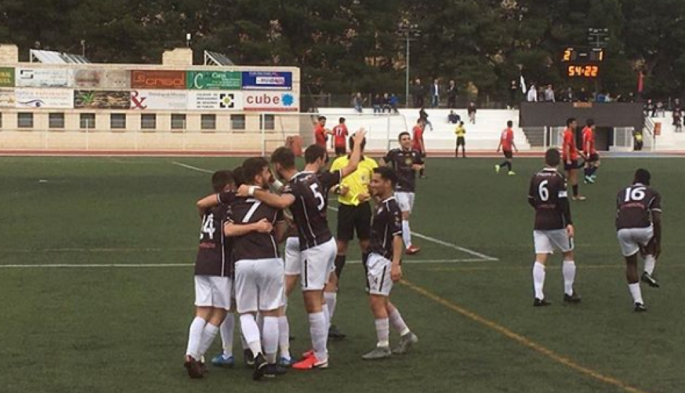El Alcañiz doblegó al Calatorao.