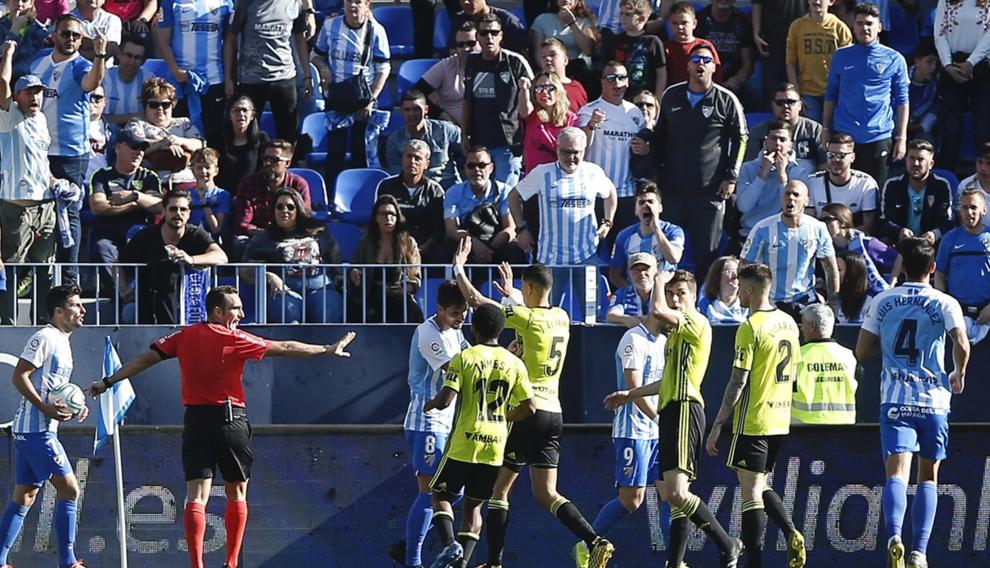 Partido Málaga-Real Zaragoza disputado en el estadio de La Rosaleda
