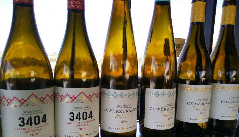 Atractiva imagen de los nuevos vinos de Bodega Pirineos.