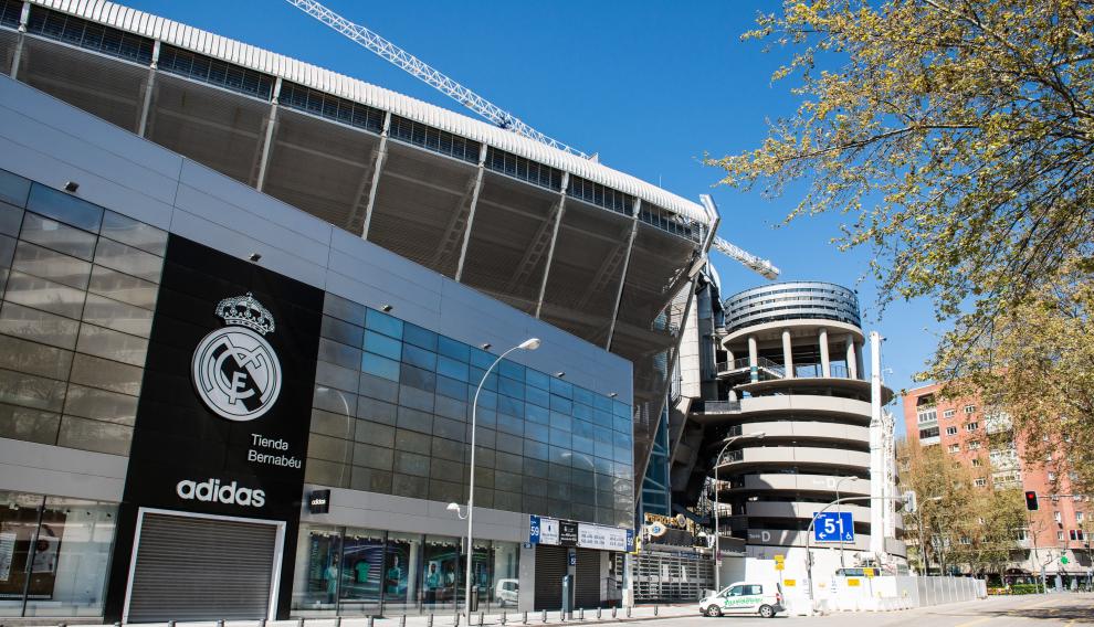 Fachada del estadio del Santiago Bernabéu.