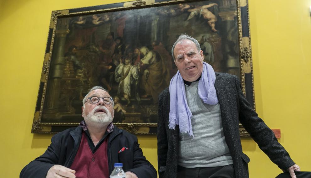 César Pérez Gracia publica 'Cartas del Coso'.
