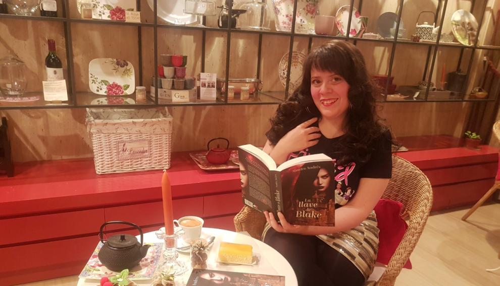 Sandra Andrés Belenguer publica 'La llave de Blake'.
