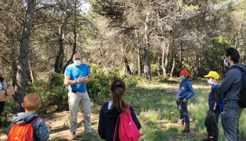 El grupo llegó desde Zaragoza y realizó la actividad en una pueblo de la misma provincia.
