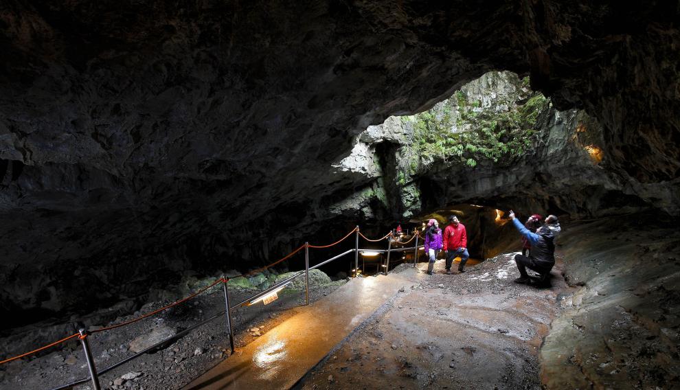 Villanúa inicia el sábado la temporada de verano con la reapertura de la Cueva de las Güixas y el Ecoparque
