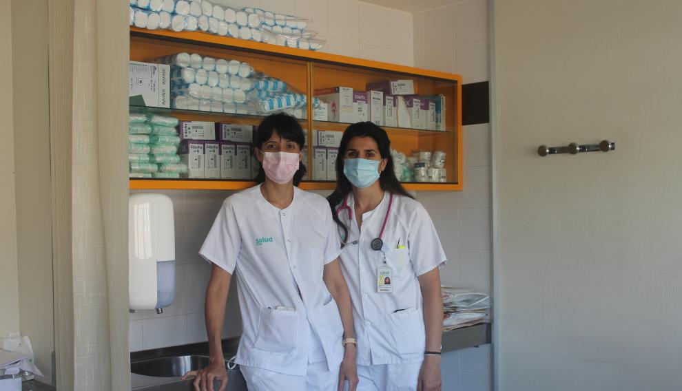 Las neumólogas del Hospital Clínico Laura Anoro y María Hernández.