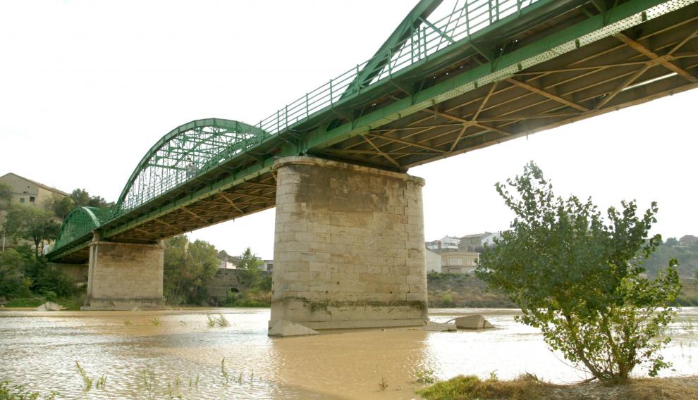 Puente de hierro de Gallur.