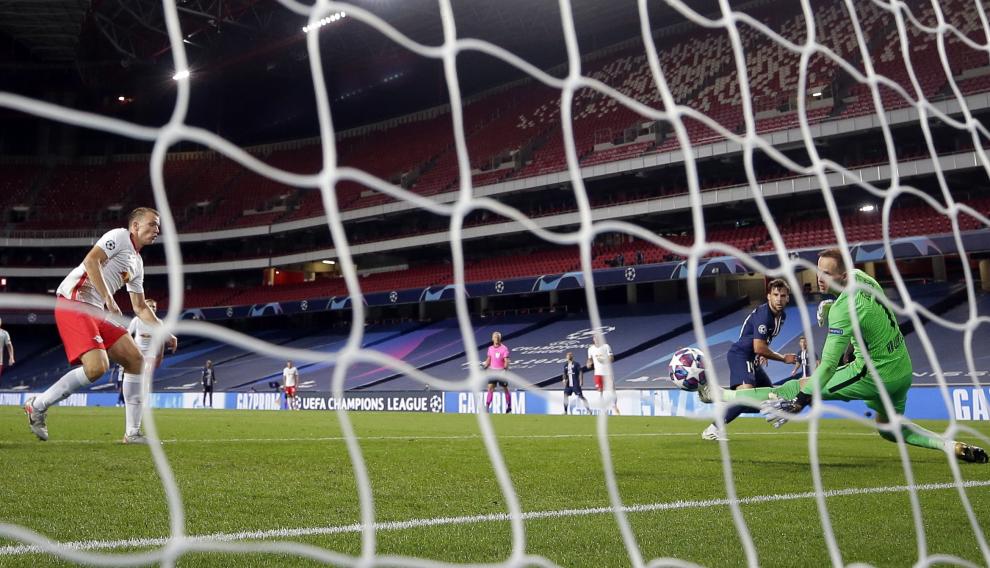 Partido del Leipzig contra el PSG.