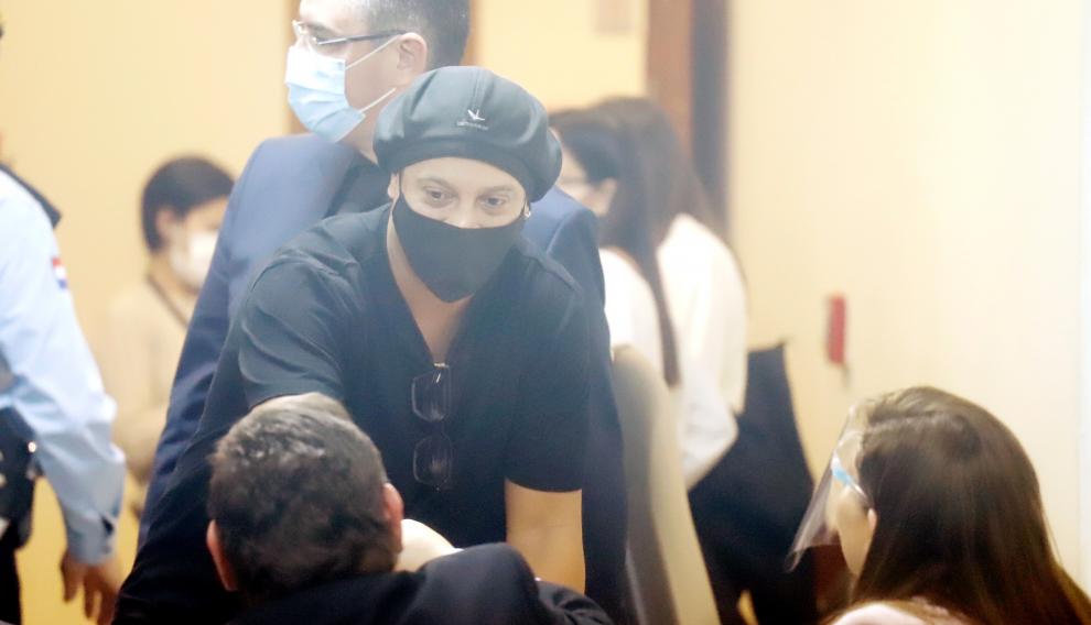 Ronaldinho es puesto en libertad tras seis meses detenido en Paraguay
