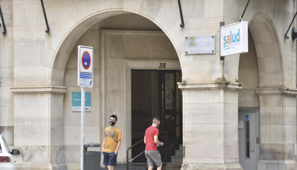 La DGA prevé mantener abierto el centro de Santo Grial, en la misma zona de salud.