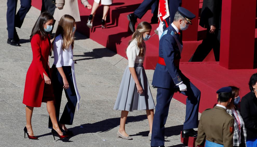 Los Reyes presiden un 12-O sin desfile militar.