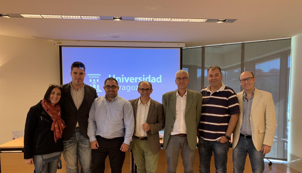 De izq. a dcha.: Piedad Garrido, Julio A. Sangüesa, Vicente Torres, Juan Carlos Cano, José A. Bañares, Francisco J. Martínez y Joaquín Olivares.