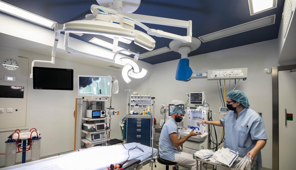 Uno de los seis quirófanos del hospital HC Miraflores