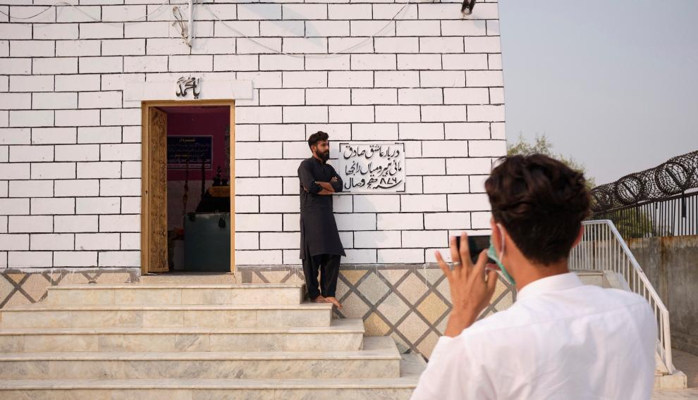 El "templo del amor", la última esperanza de los enamorados paquistaníes