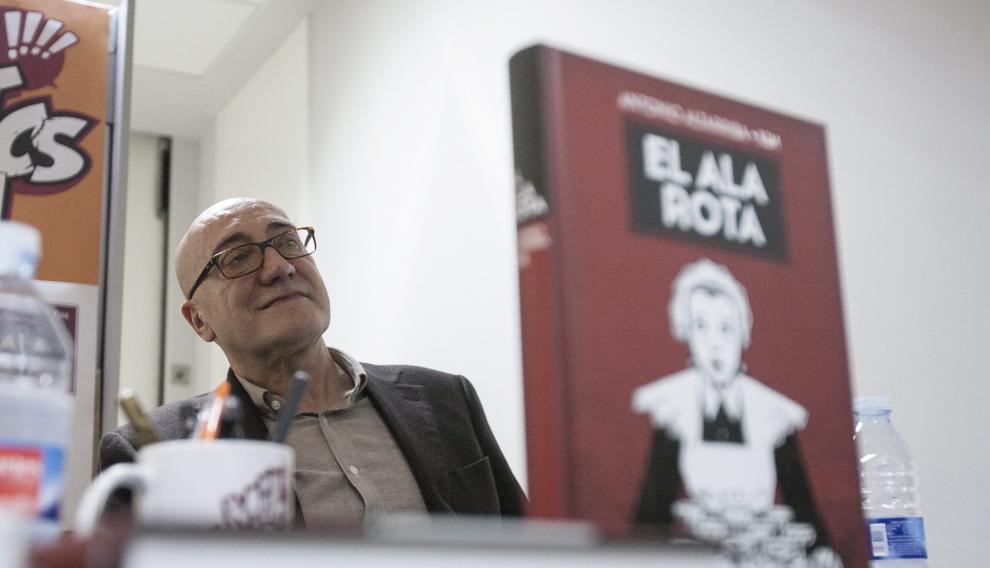Antonio Altarriba crea la Fundación El Arte de Volar.