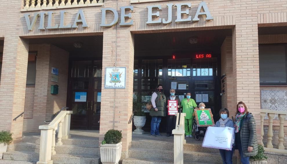 Las tarjetas fueron entregadas el pasado 4 de diciembre.