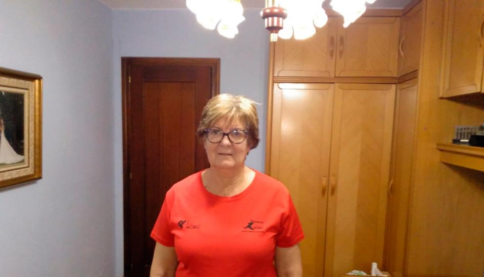 Gloria está a punto de cumplir 70 años y es una de las alumnas de gimnasia