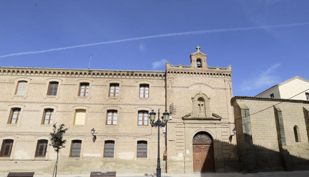 La iglesia de la Santa Cruz está catalogada como BIC y la fachada también tiene protección.+